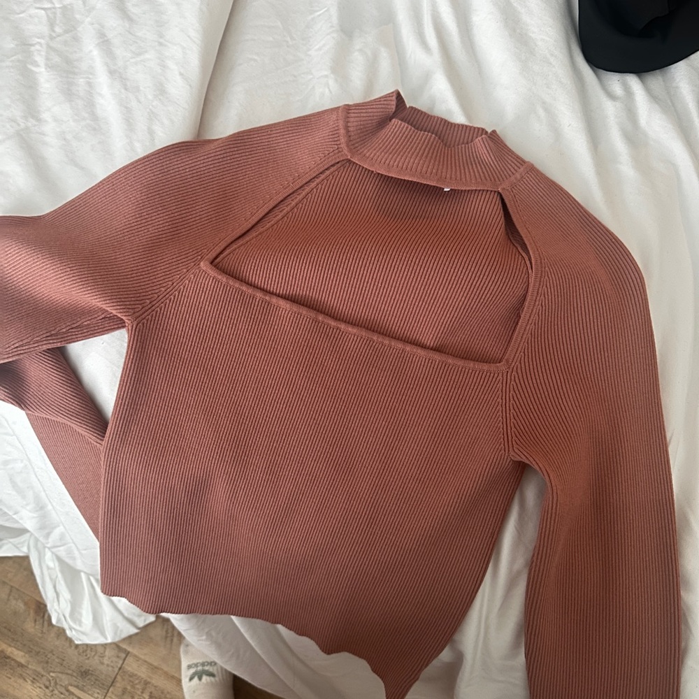 ASTR the label cutout sweater